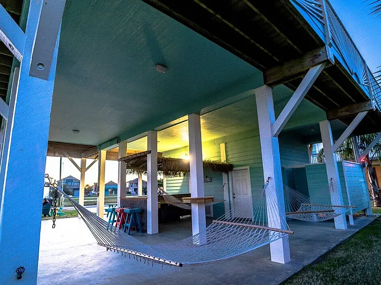 986 Bahama Dr — Photo 28