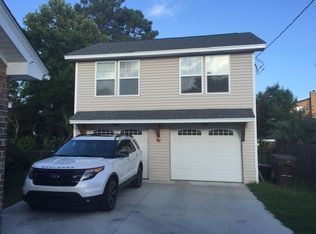 1127 Garland Rd, Mount Pleasant, SC 29464