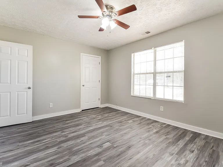 1267 Old Conley Rd — Photo 9