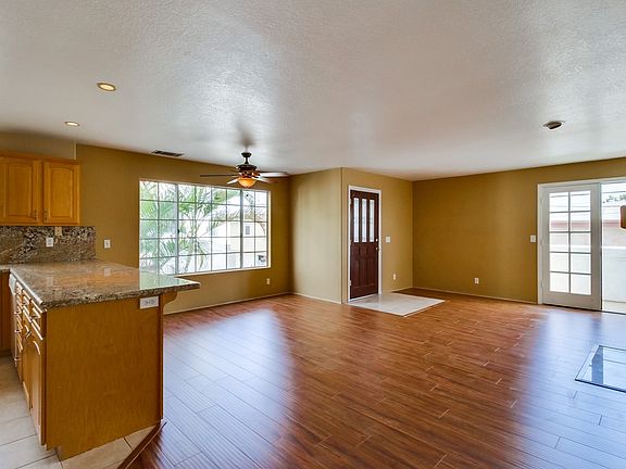5th image of 1045 Turquoise St APT C