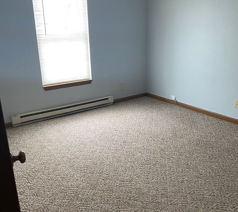 1st image of 321 E Vine St Unit 10