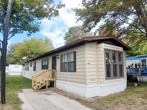 1281 E Pontaluna Rd #64, Spring Lake, MI 49456
