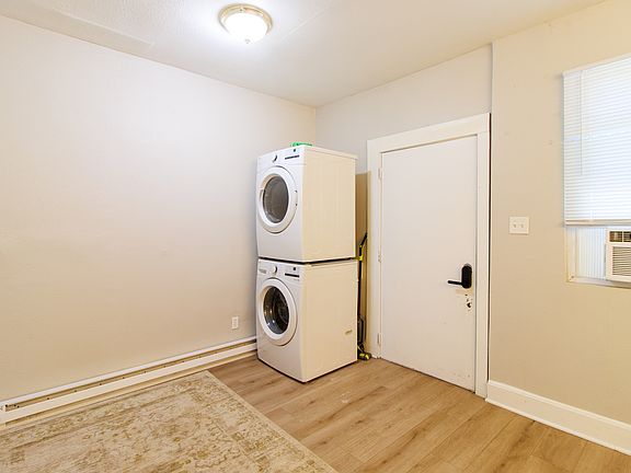 5th image of 1546 E 10th St APT 5