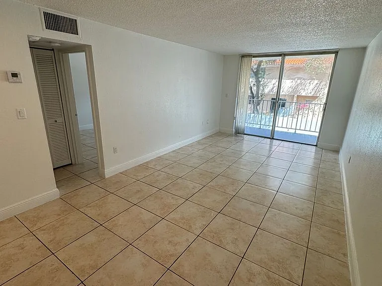 1805 Sans Souci Blvd — Photo 1