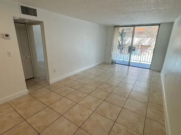 1805 Sans Souci Blvd APT 116, North Miami, FL 33181