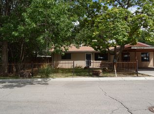 402 La Media Rd SW, Albuquerque, NM 87105
