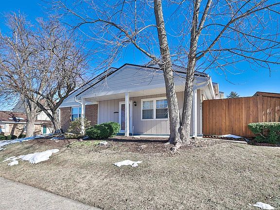 2nd image of 7601 Whitehaven Ct