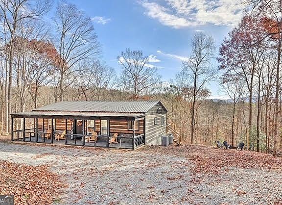 2nd image of 293 Elmwood Cir
