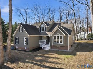 4404 Stoney Creek Pkwy, Chester, VA 23831