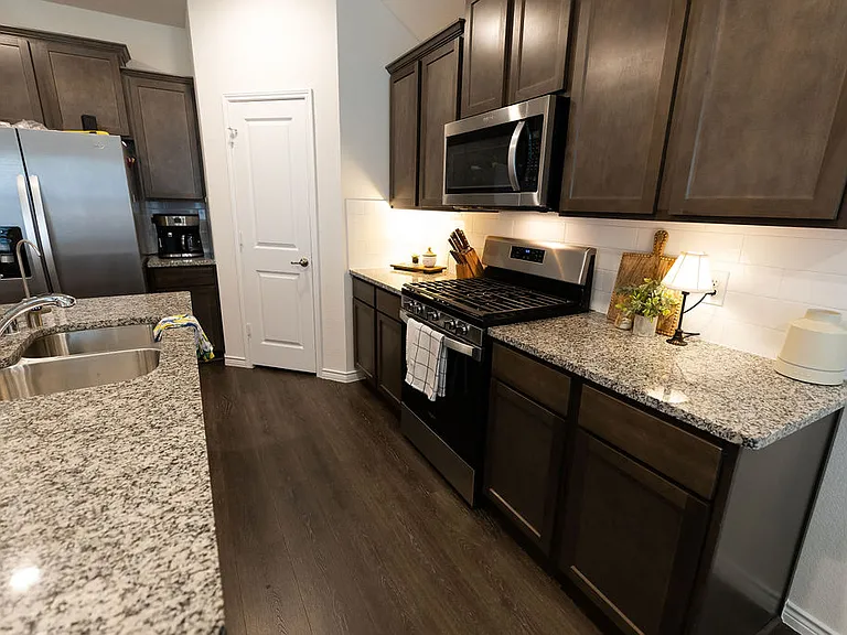 619 Willow View Way — Photo 30