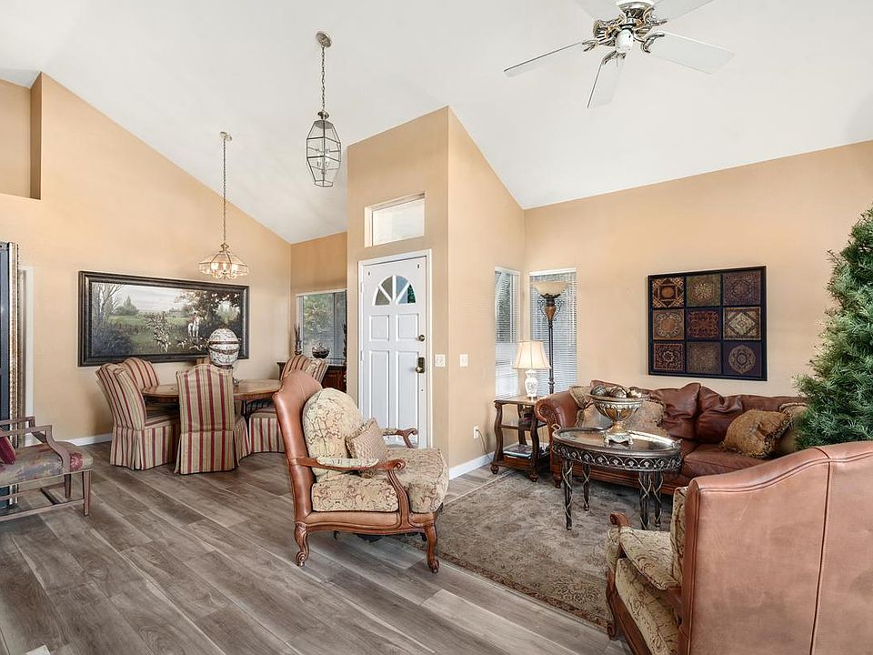 1st image of 15622 Royal Crown Row