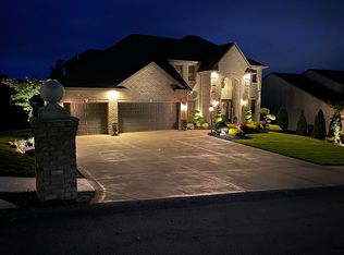 325 Brandywine Dr, Irwin, PA 15642