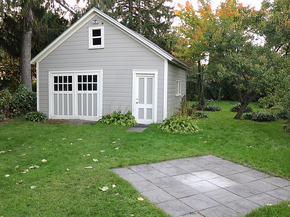 Garage, workshop, storage