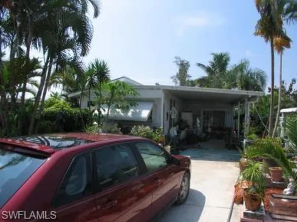 7361 Pinehurst Rd, Bokeelia, FL 33922