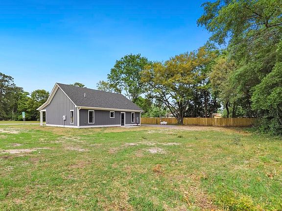 3rd image of 4055 Byrnes Dr