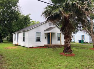 406 South St, West Columbia, TX 77486