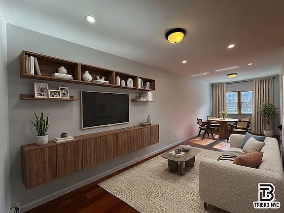 4th image of 425 E 12th St #4A