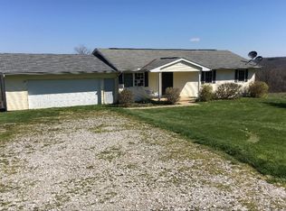 2760 McDonald Rd SW, Lancaster, OH 43130