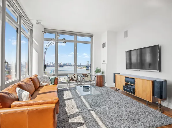 2 Northside Piers APT 20L, Brooklyn, NY 11249