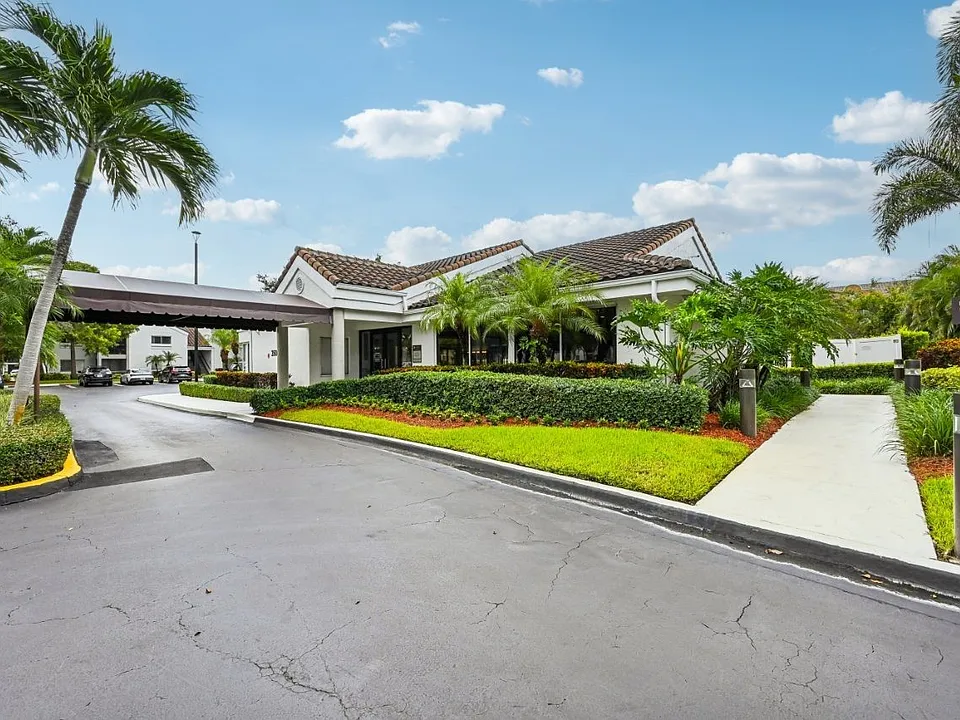 Legacy at Palm Aire
