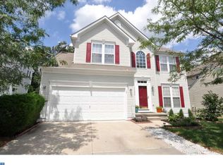 13 Wood Lark Dr, Mount Laurel, NJ 08054
