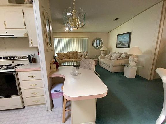 3rd image of 488 Dolphin Cir