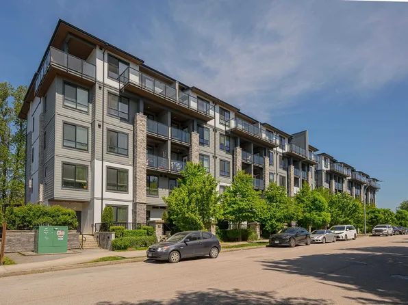 15351 101st Ave #112, Surrey, BC V3R 0G2