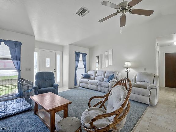 4th image of 1207 SE 20th St
