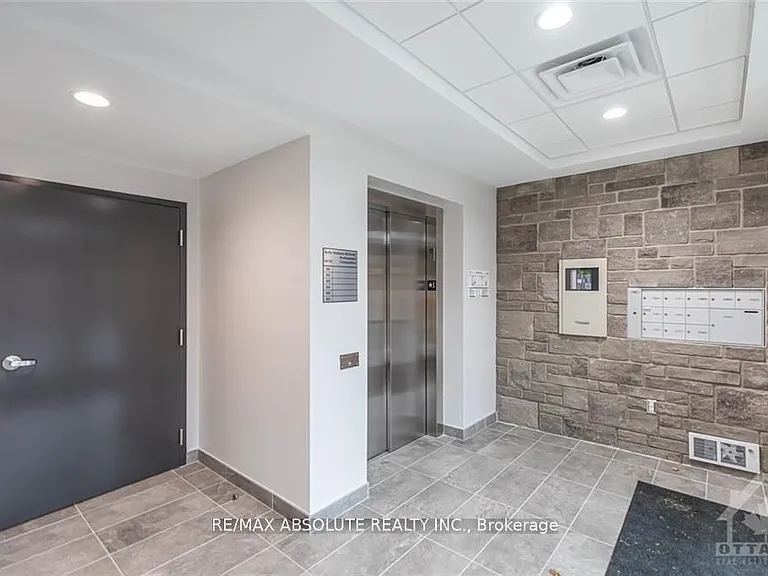 5992 Hazeldean Rd #301 — Photo 4