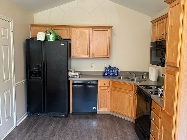 214 Pine Ridge Trce — Photo 4