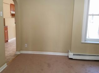401 Woodlawn Ave, Jersey City, NJ 07305