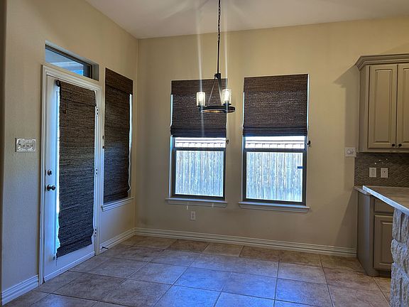 5th image of 7909 Dabney Ct