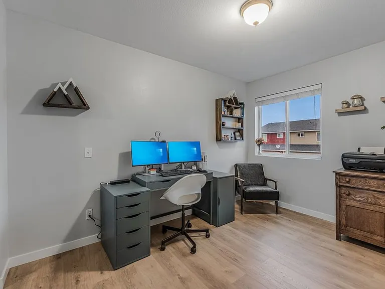 3324 E Garin Ct — Photo 17