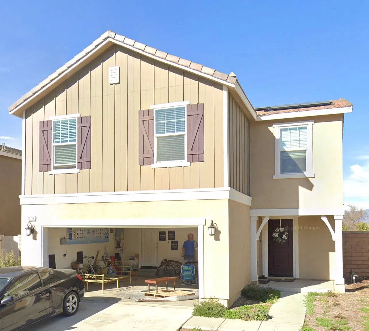 4 bed, $1,450 — Photo 1