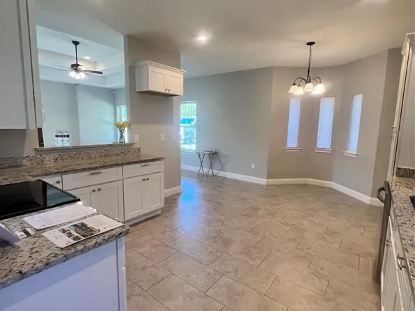 1206 E 1st St, Mount Pleasant, TX 75455