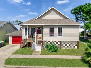 1510 36th St, Galveston, TX 77550