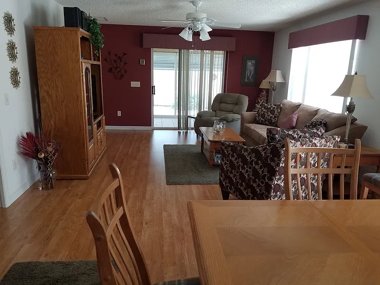 1826 Athens Ln — Photo 11