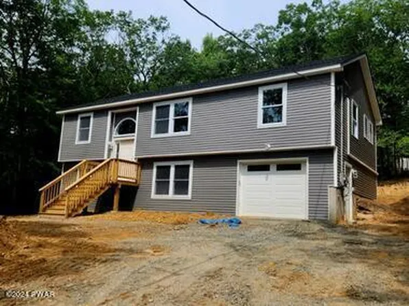 114 White Pine Dr, Milford, PA 18337