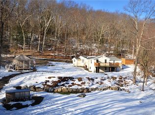 34 E Pell Rd, East Hartland, CT 06027