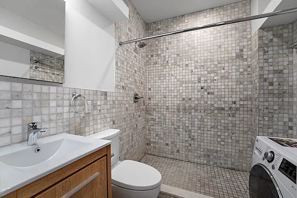 Rented by Sotheby's International Realty | media 6