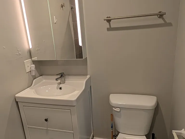 1677 State St #1 — Photo 12