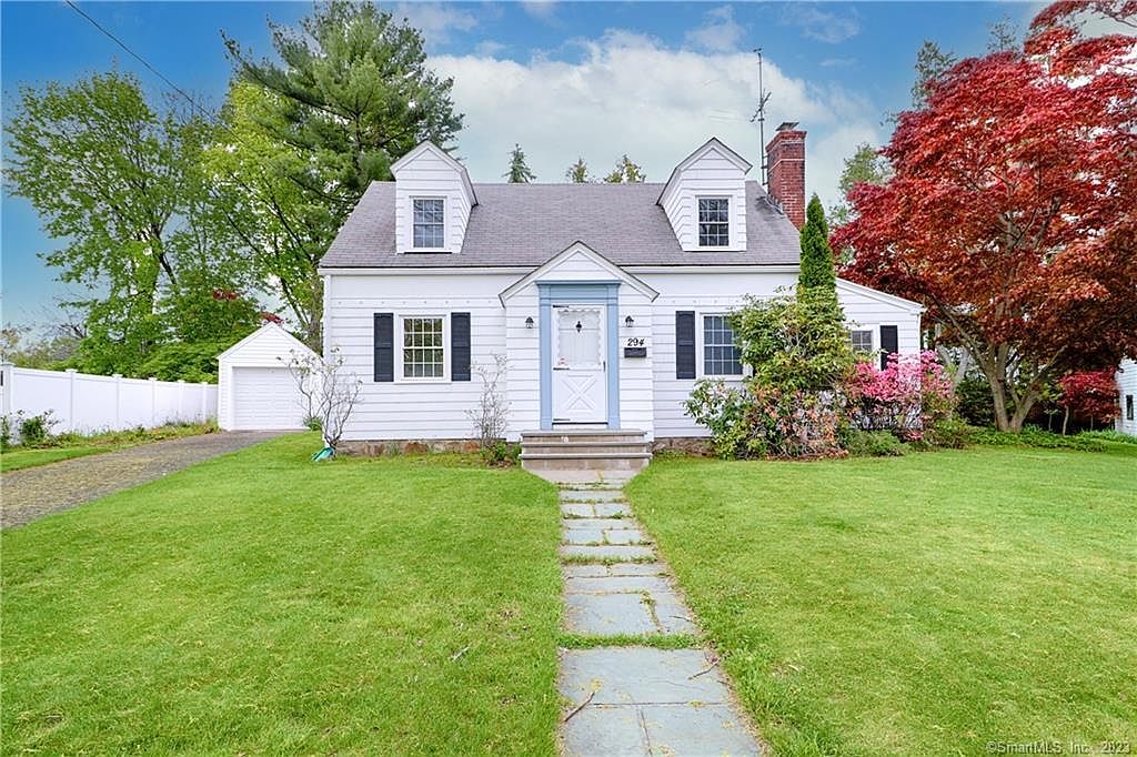 294 Shoreham Village Dr, Fairfield, CT 06824 Zillow