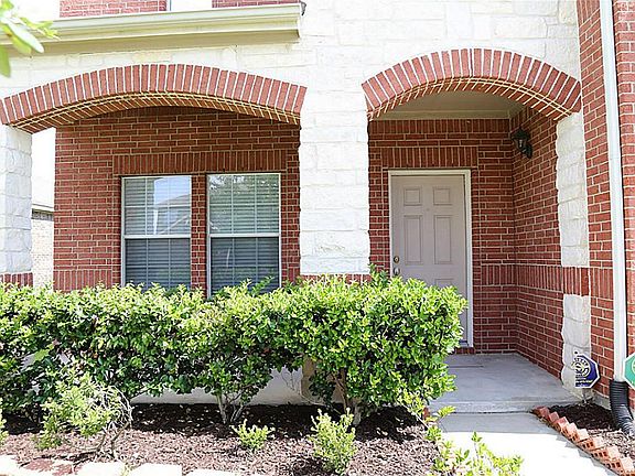 3rd image of 18310 Fairhope Oak Ct