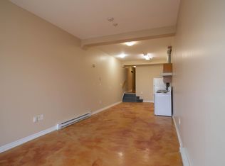 108 Saint Paul St #5, Saint Catharines, ON L2R3M2