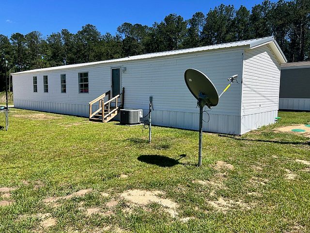2nd image of 28155 Highway 40 W