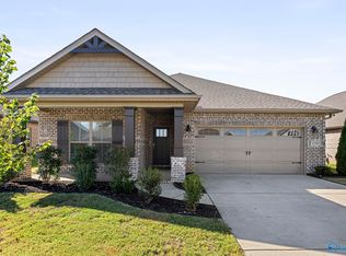 15582 Ironcrest Dr NW, Harvest, AL 35749