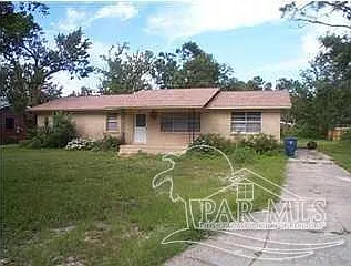 3 bed, 2.0 bath, 1566 sqft, $1,795 — Photo 1