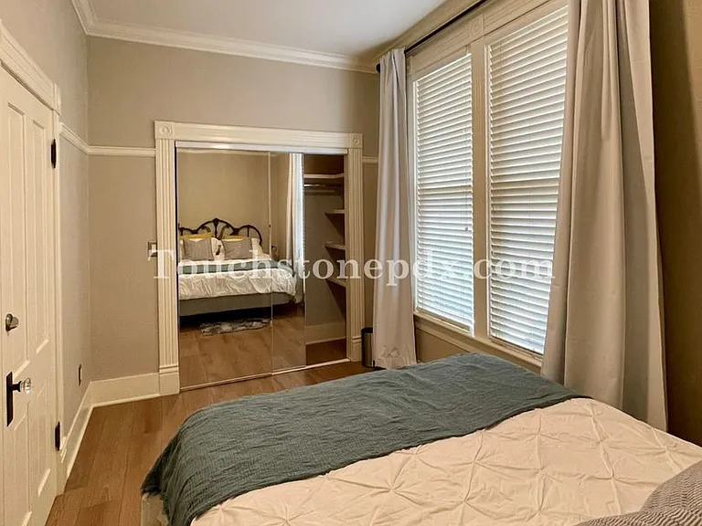 2225 NW Wilson St — Photo 22