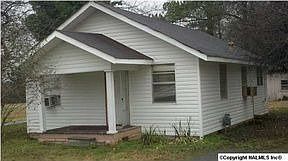 2nd image of 417 Colvin St