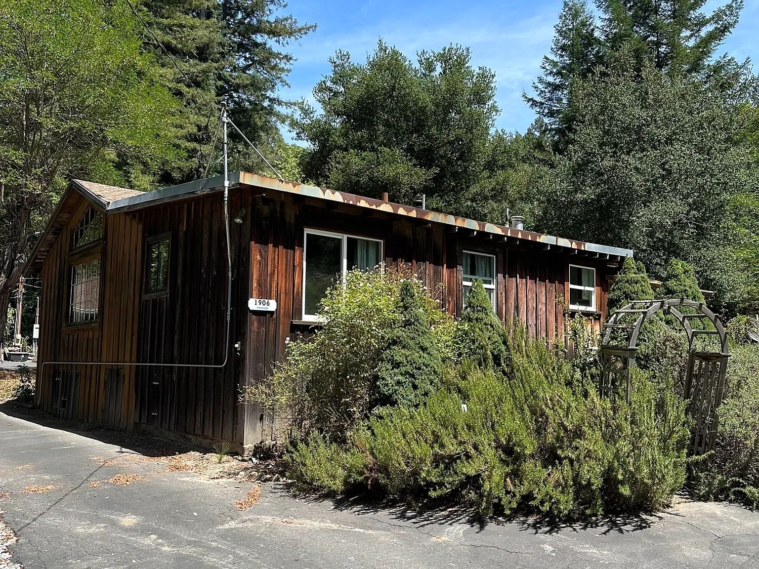 1 bed, 1000 sqft, $2,500 — Photo 2